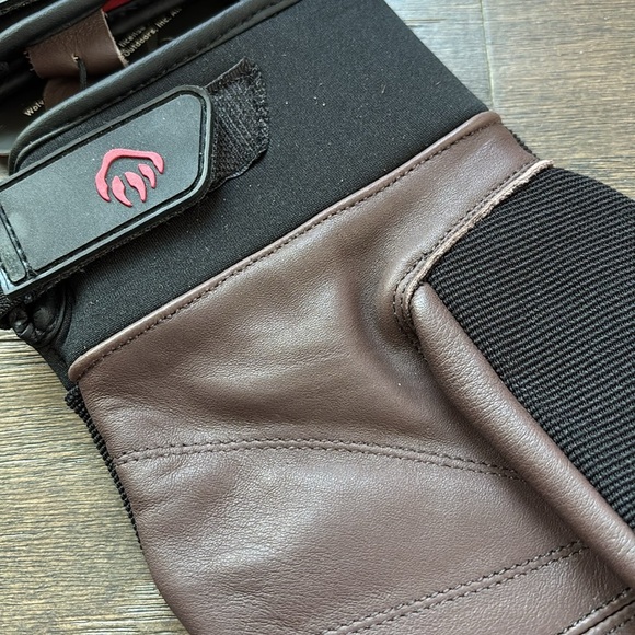 Wolverine Dusty Rugged leather palm gloves,knuckle padding, 4 way stretch rib - Picture 8 of 9